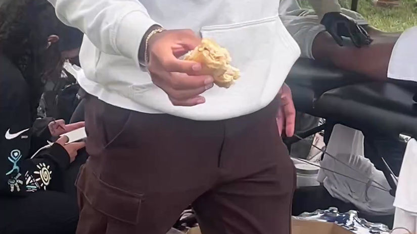 What sandwich did Coach order?